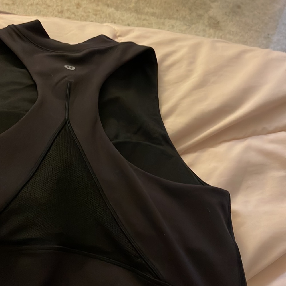 Cropped Tank - Picture 6 of 6